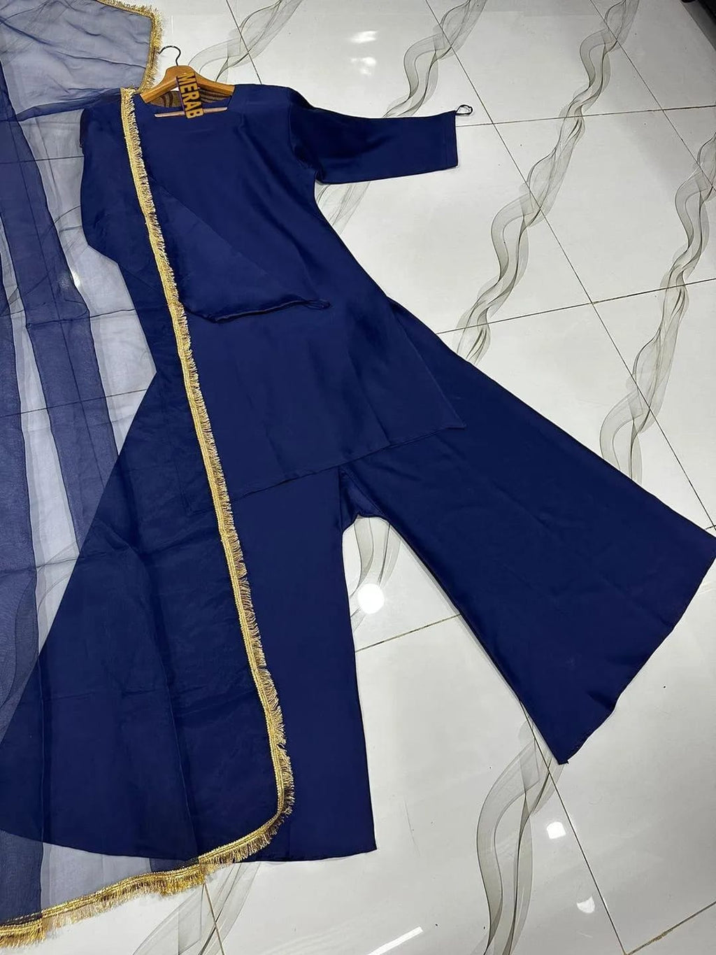 Luxury 3-Piece Unstitched Embroidered Sharara Suit With Lace Dupatta